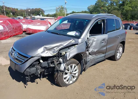 2009 Volkswagen Tiguan Se из США, поврежденный, VIN WVGBV75N29W531987